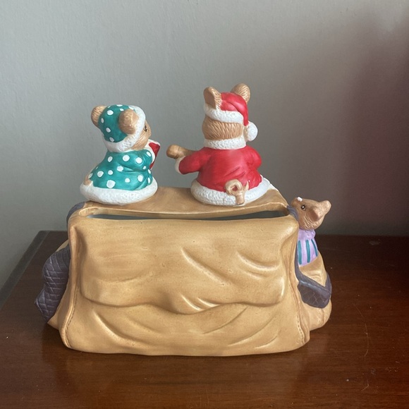 Porcelain Christmas Card Holder- RARE Find - Picture 4 of 6
